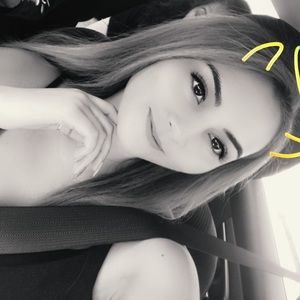 Meet your Posher, Janet